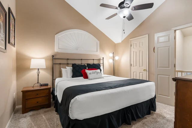 Bedroom 1 image 1