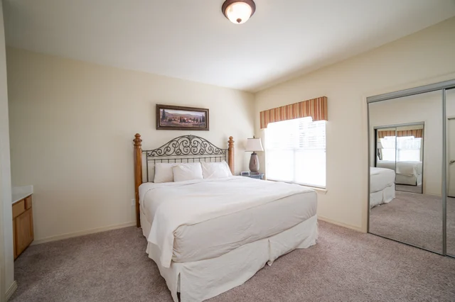 Bedroom 1 image 1