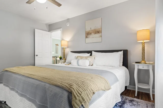 Bedroom 1 image 1