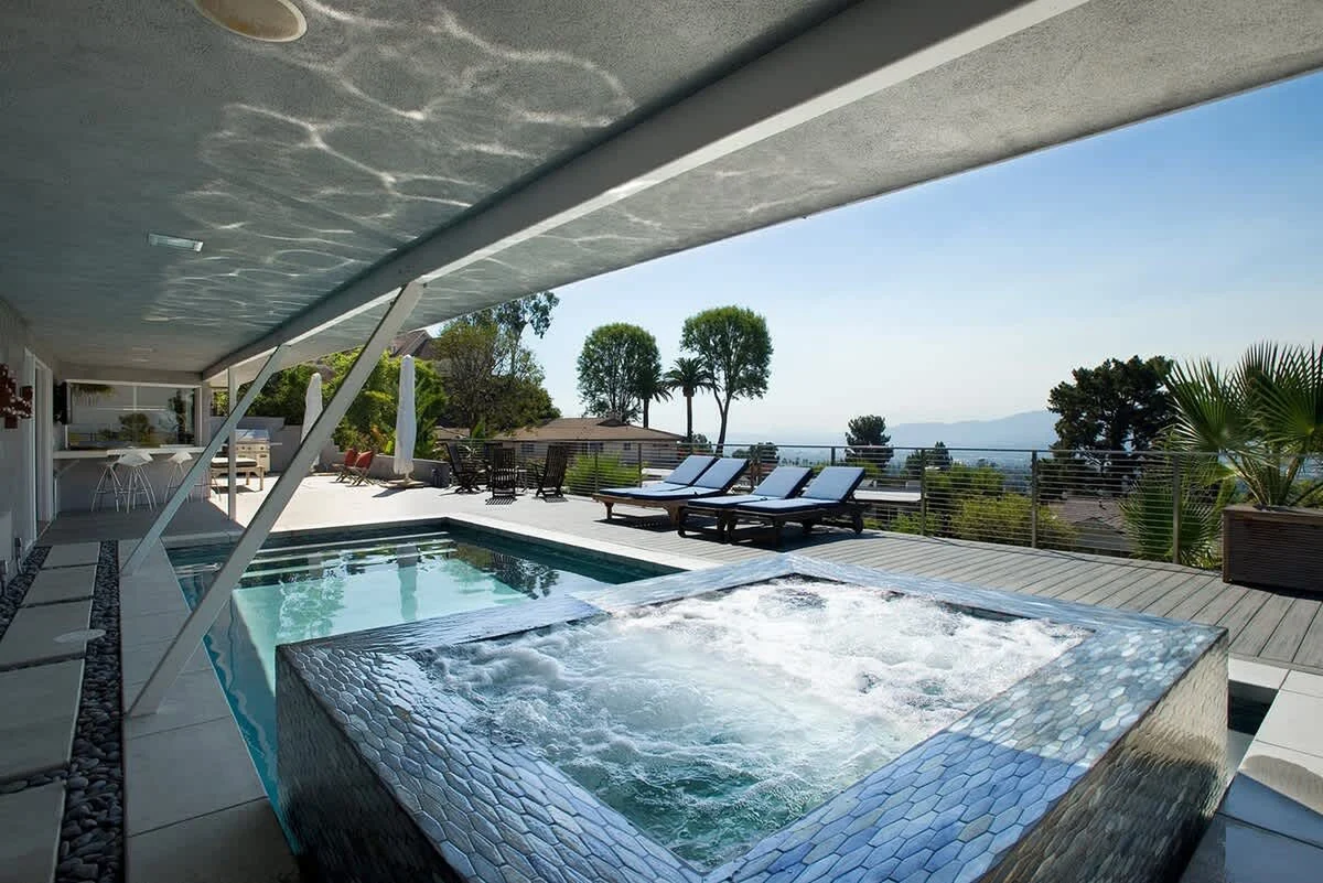 Furnished Bravo TV Home, Pool, Spa & City Views property photo 2