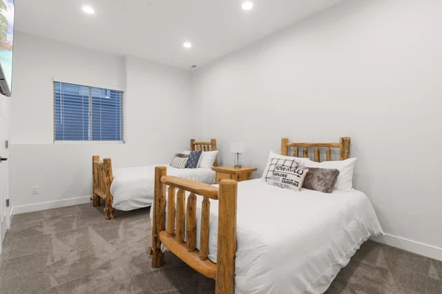 Bedroom image 1